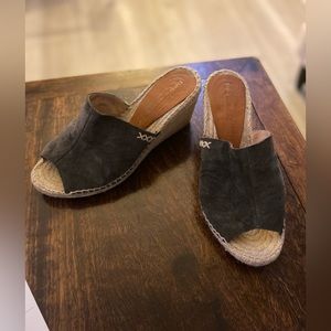 Patricia Green 100% real leather suede in slate/dark grey